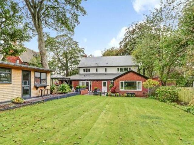 House for sale in Houghtonside, Tyne And Wear
