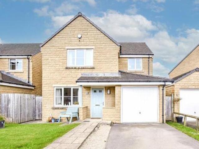 House for sale in Thornton Lodge, Huddersfield