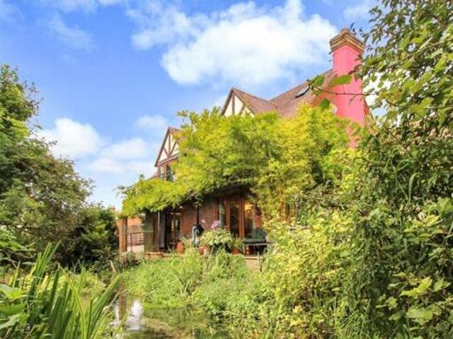 House for sale in Hungerford
