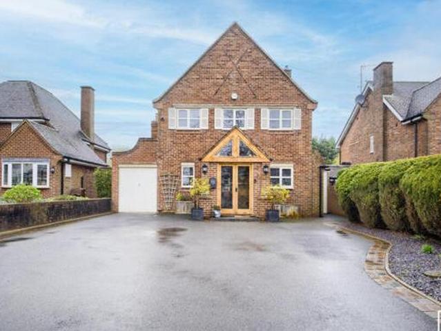 House for sale in Halesowen, West Midlands