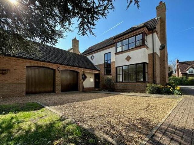 House for sale in Huntingdon