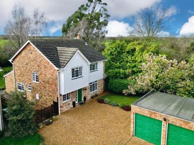 House for sale in Huntingdon