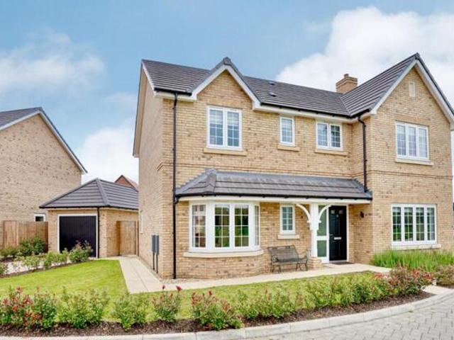 House for sale in Huntingdon