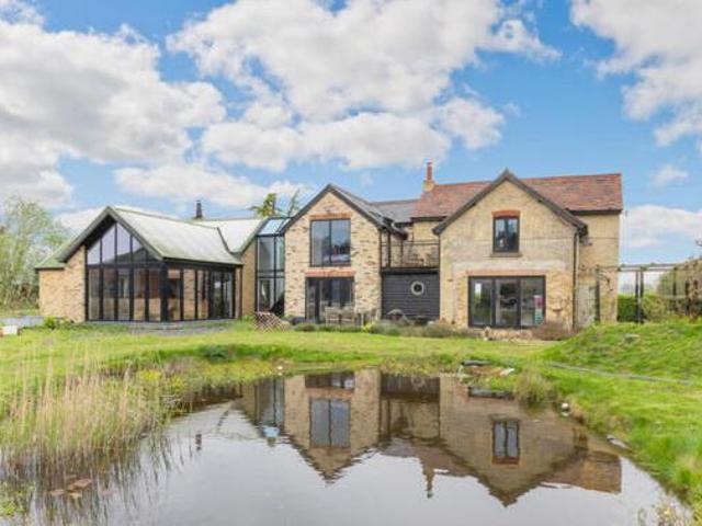 House for sale in Huntingdon