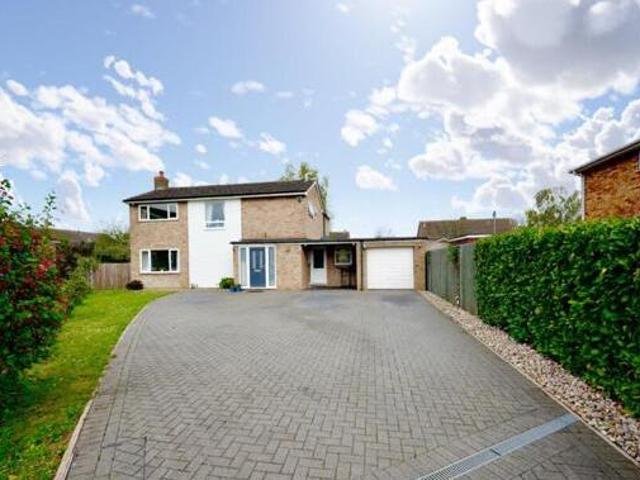 House for sale in Huntingdon