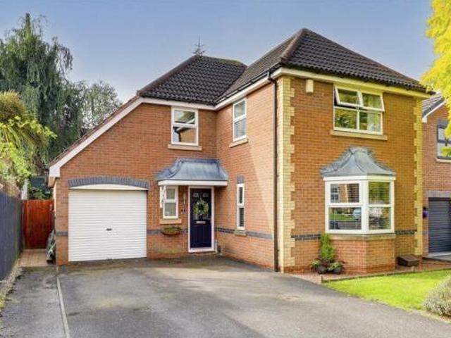 House for sale in Shipley View, Caldermill
