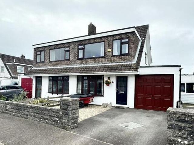 House for sale in Roseworthy, Cornwall
