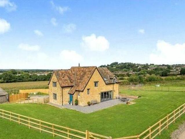 House for sale in Ilminster, Somerset