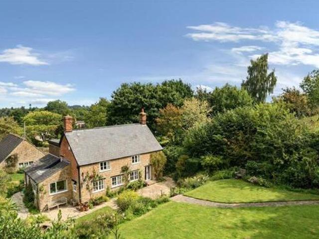 House for sale in Ilminster, Somerset