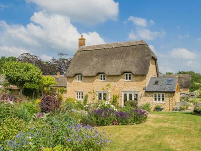 House for sale in Ilminster, Somerset