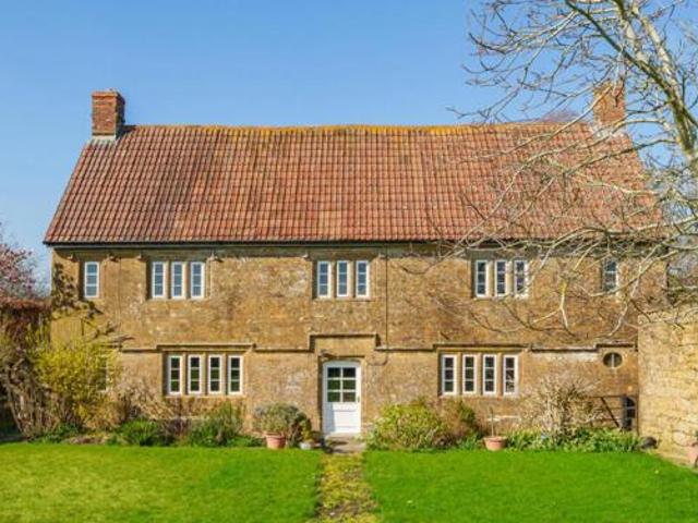 House for sale in Ilminster, Somerset