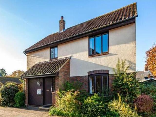 House for sale in Navestock Side, Essex