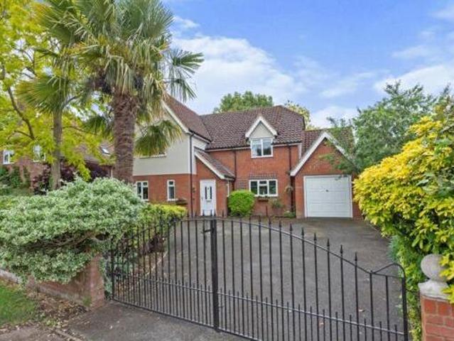 House for sale in Key Street, Suffolk