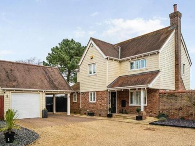 House for sale in Key Street, Suffolk