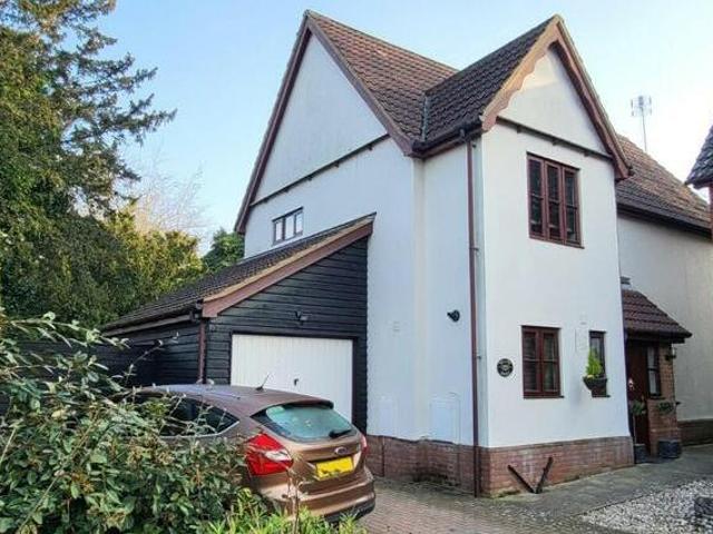 House for sale in Key Street, Suffolk