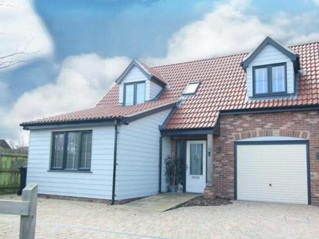 House for sale in Key Street, Suffolk