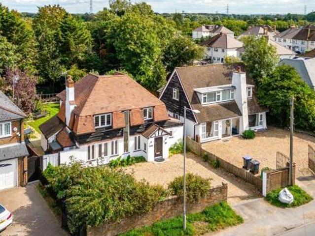 House for sale in Wexham and Ivers Community Board, Richings Park