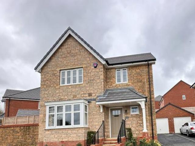 House for sale in Strode, Devon