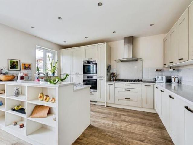Farm for sale in Rodbourne, Swindon