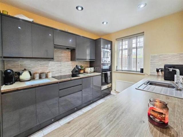 Farm for sale in Tunstall, Stoke-on-Trent