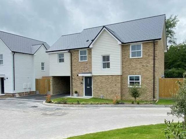 House for rent in Lyons, Greater London