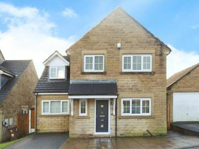 House for sale in Oakworth, West Yorkshire