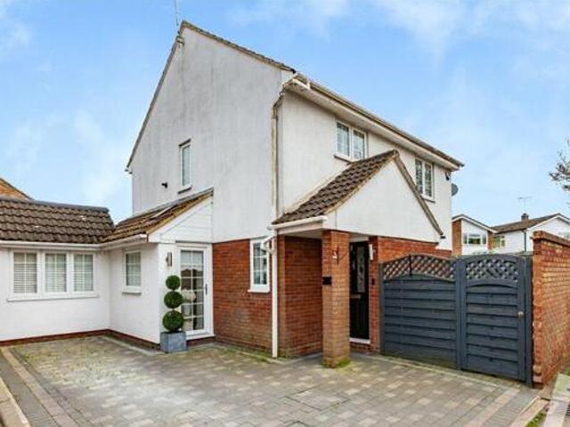 House for sale in Lyons, Greater London