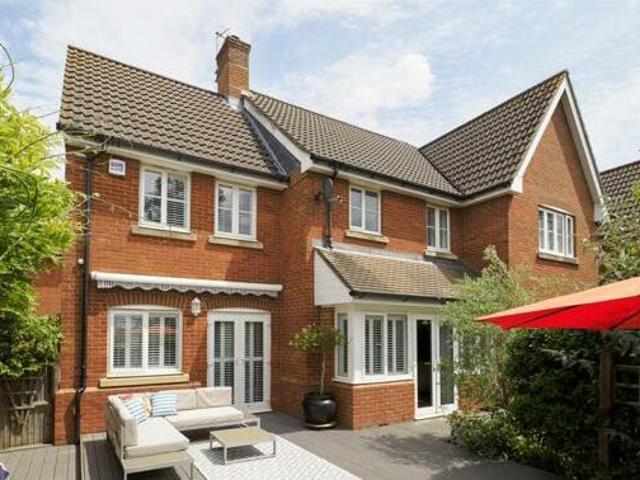 House for sale in Kennington Lees, Bridgefield
