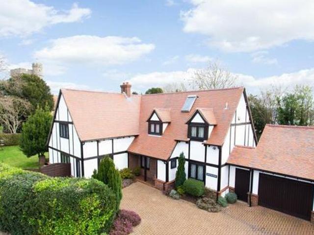 House for sale in Bybrook, Bridgefield