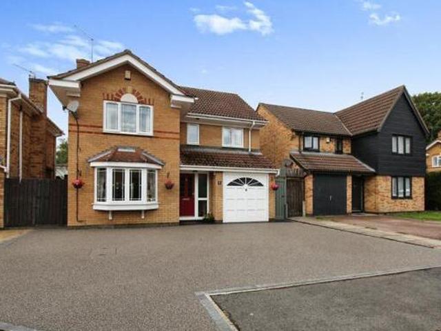 House for sale in Brambleside, Kettering