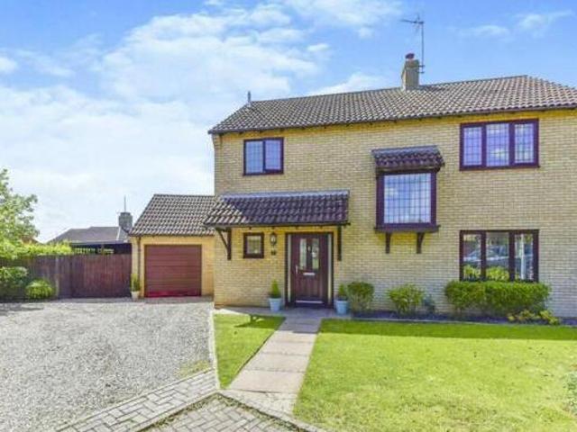 House for sale in Kettering, North Northamptonshire