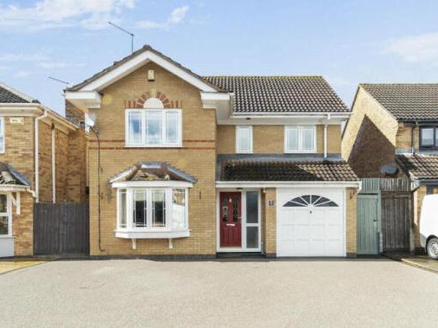 House for sale in Brambleside, Kettering