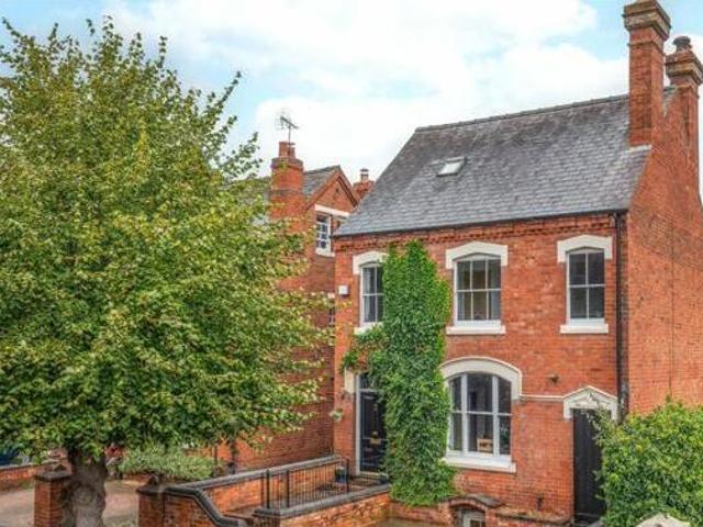 House for sale in Foxholes, Rushock