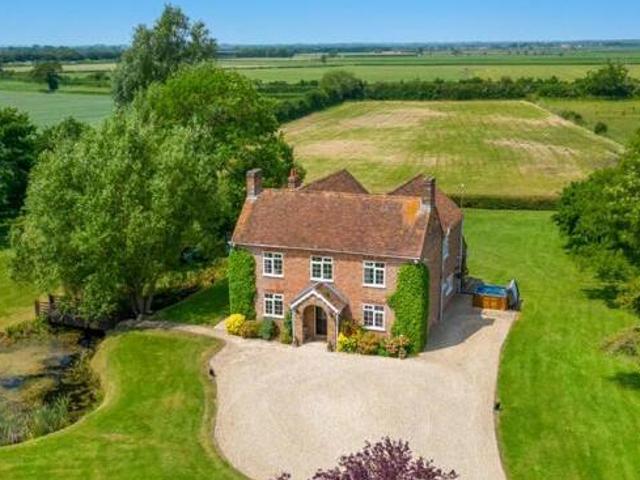 House for sale in Evershot, Oxfordshire