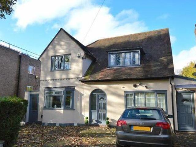 House for sale in Kings Heath, Wake Green