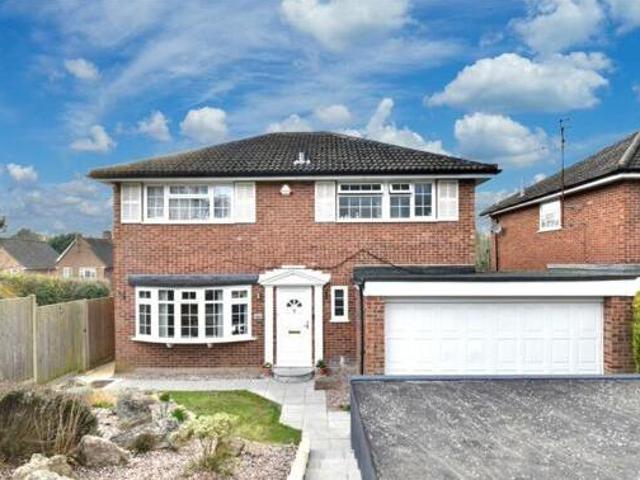 House for sale in North Watford, Hertfordshire