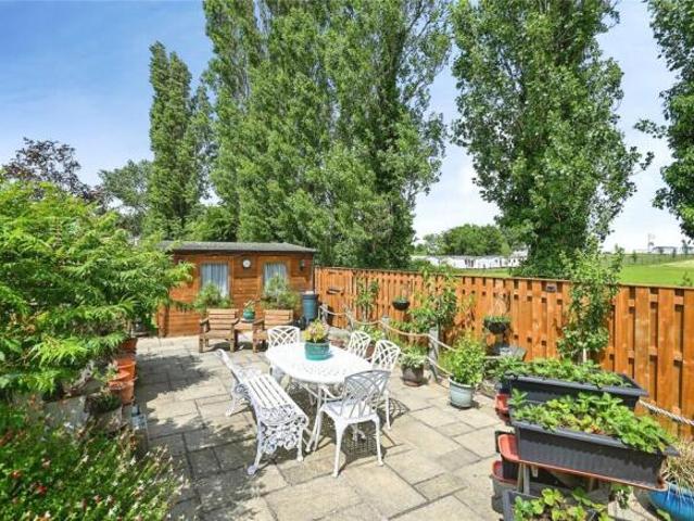 Farm for sale in Sheerness, Oad Street