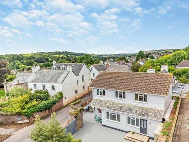House for sale in Strode, Devon