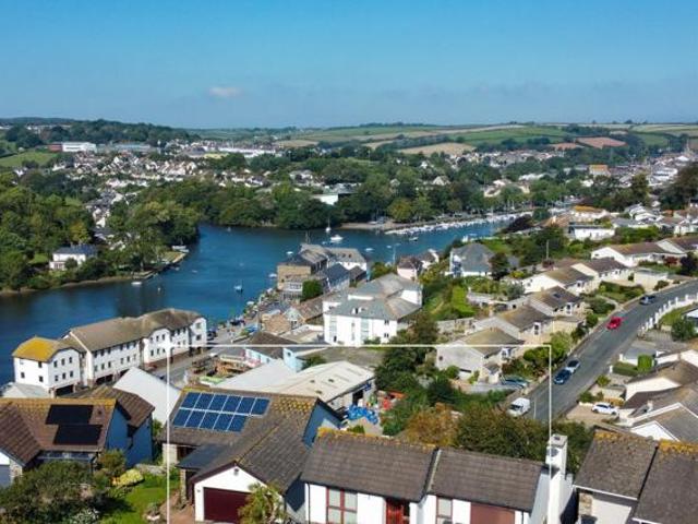 House for sale in Strode, Devon