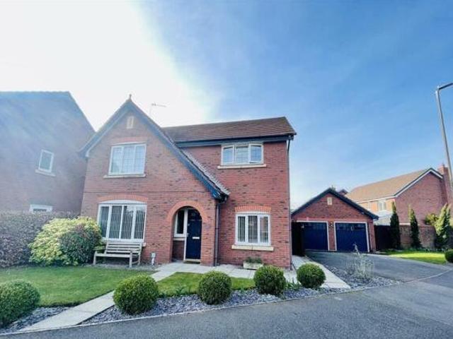 House for sale in Leftwich, Cheshire
