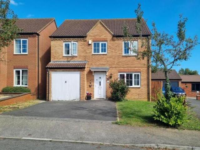 House for sale in Northampton, Northamptonshire