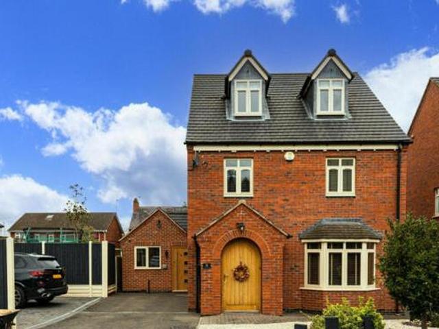 House for sale in Lyons, Greater London