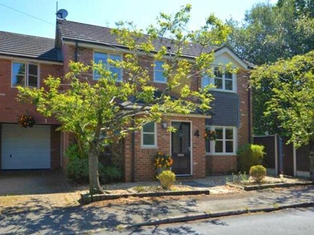 House for sale in Knutsford