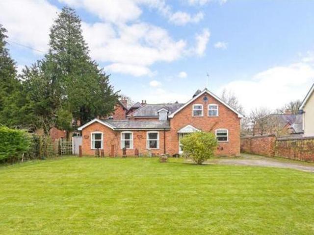 House for sale in Knutsford