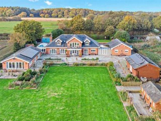 House for sale in Knutsford