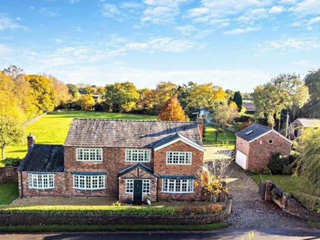 House for sale in Knutsford