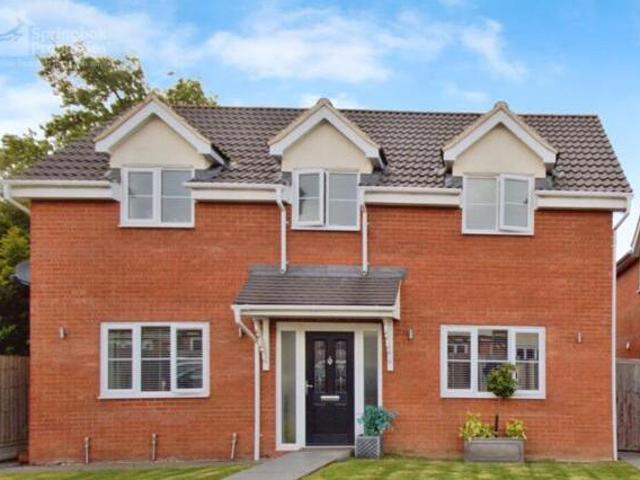House for sale in Noak Hill, Essex