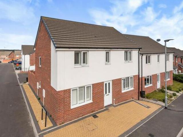 House for sale in Newquay, Cornwall