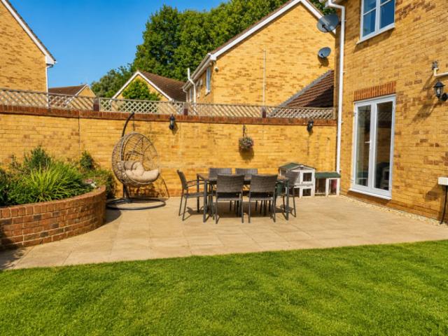 Farm for sale in Feckenham, City Of Bristol