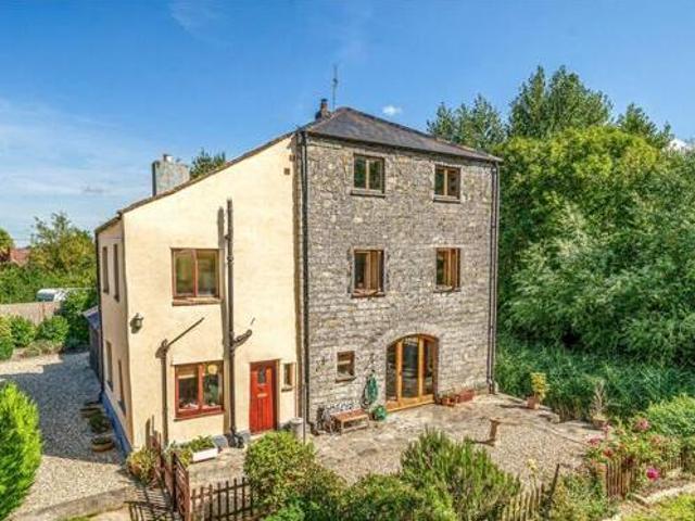 House for sale in Langport, Somerset